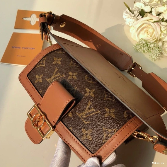 Show） Belt Spring Bag（2019 Louis Vuitton 0725